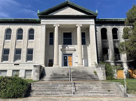 Carnegie Library 的图像结果