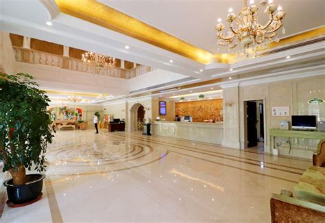 Vienna International Hotel (Shanghai Hongqiao Airport National ...