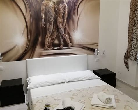 ROME SWEET HOME VATICAN - Inn Reviews, Photos, Rate Comparison ...