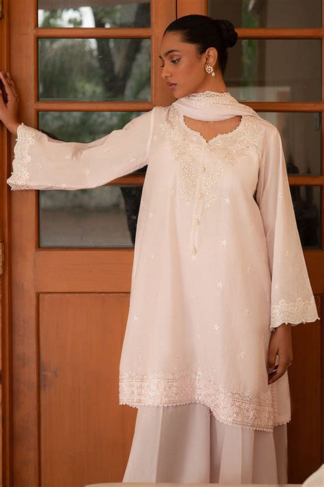 CHERRY BLOSSOM- 3PC EMBROIDERED LAWN SUIT – Nour