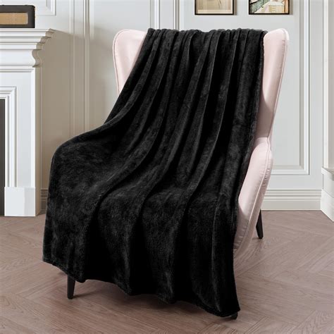 Amazon.com: JIAHANNHA Black Throw Blanket Fleece Blanket Throw Size(50 ...