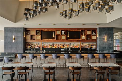 Amex opens new Centurion Lounge at Reagan National Airport
