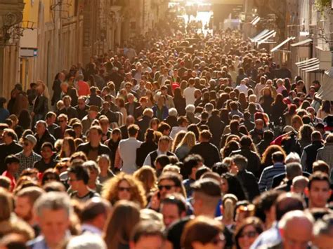 Avoid: Edinburgh, Scotland - 15 overcrowded destinations in Europe to ...