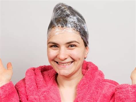 Hair Slugging: सूखे और डैमेज्ड बालों के लिए गेम चेंजर हो सकता है हेयर ...