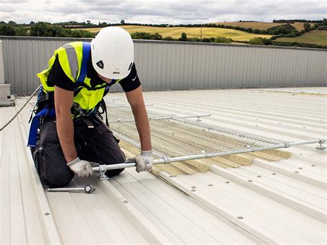 Roof Edge Protection System 的图像结果