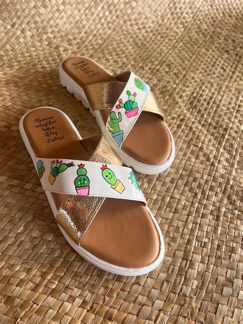 399₹ SLIDES ONLY – zubiyastore