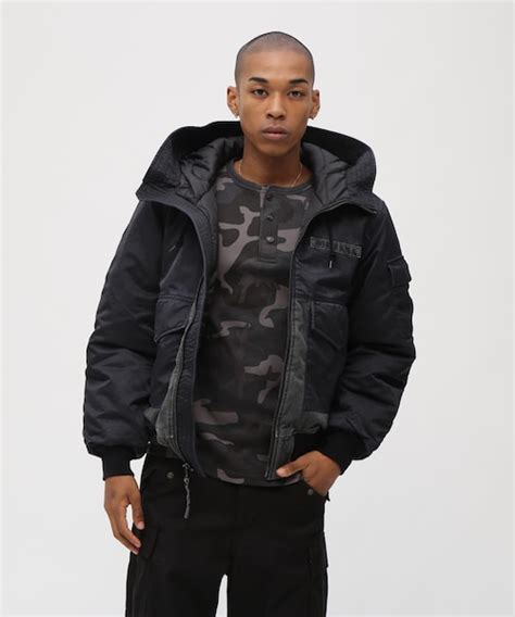 《直営店限定》FADE HOOD JACKET｜アヴィレックスの通販｜&mall（アンドモール）三井ショッピングパーク公式通販