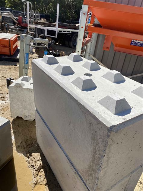 Large Cast Concrete Blocks Legato® Interlocking Concrete Blocks