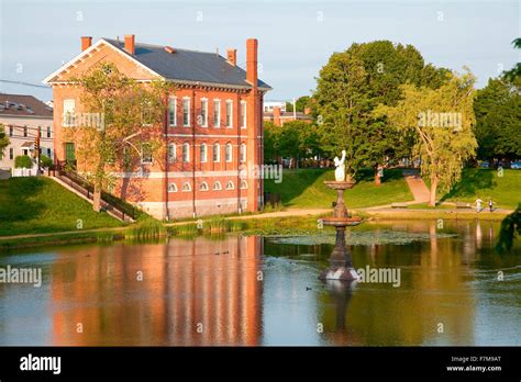Superior Court, Bartlett Mall, Newburyport MA Stock Photo - Alamy