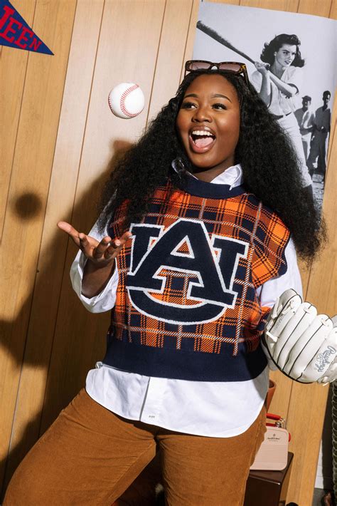 QUEEN OF THE DIAMOND – Queen of Sparkles