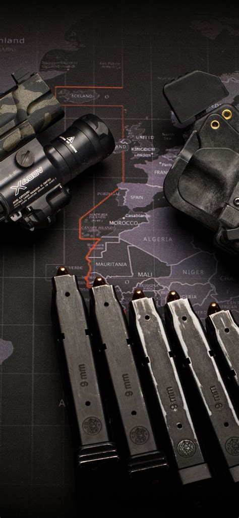 Download wallpaper gun, flashlight, binoculars, clips, section weapon ...