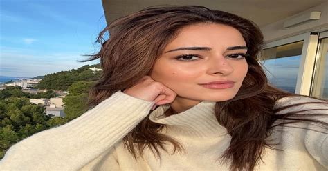 Glam Selfies To Sweet Treats: Ananya Panday's Photo Dump Is All Things Fun