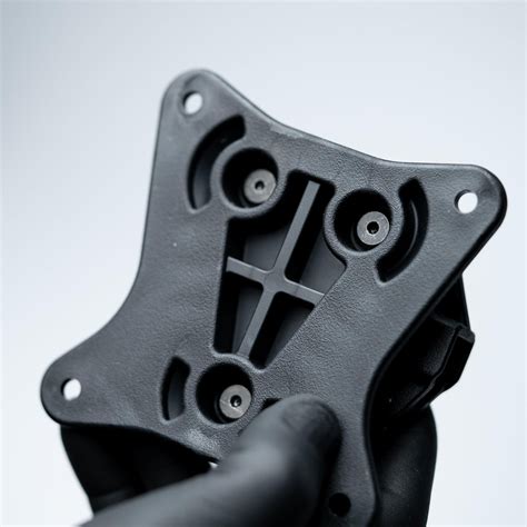 Alienware Shapeshift Mag Mount 的图像结果