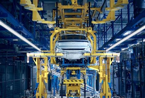 Ford opens Cologne EV Centre, its first carbon-neutral assembly plant ...