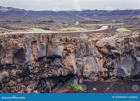 Reykjanes UNESCO Geopark editorial photo. Image of continent - 163965326