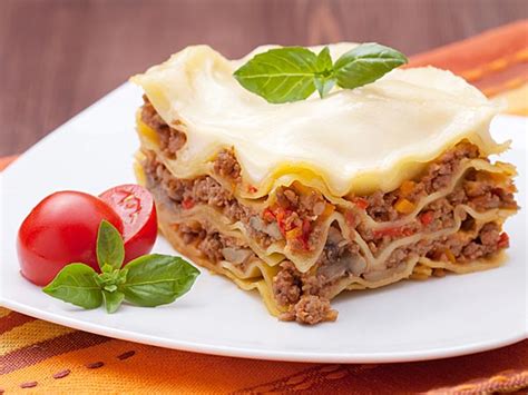 Butter Chicken Lasagna: Italy Meets India   Boldsky.com