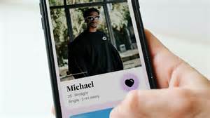 Ghosting Is A Dating Norm These Days, But It's Doing More Damage Than Good