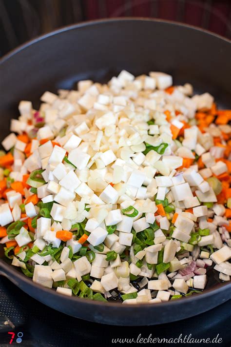 Lasagne al forno {frisch aus dem ofen}   lecker macht laune