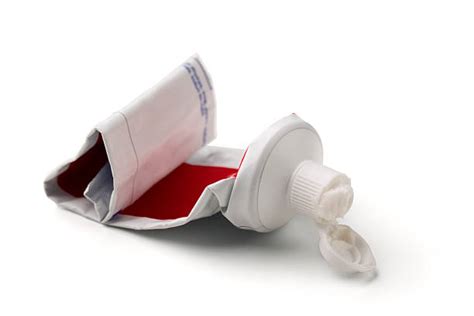 Empty Tubes Of Toothpaste 的图像结果