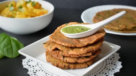 Recipe: सावन व्रत में झटपट बनाएं सिंघाड़े की पूड़ी, देखें ये आसान ...