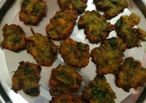 Thotakura vada Recipe by Rachana Gopireddy - Cookpad