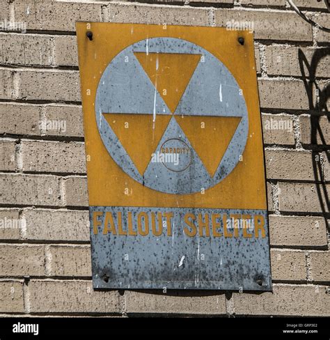 Fallout shelter hi-res stock photography and images - Alamy