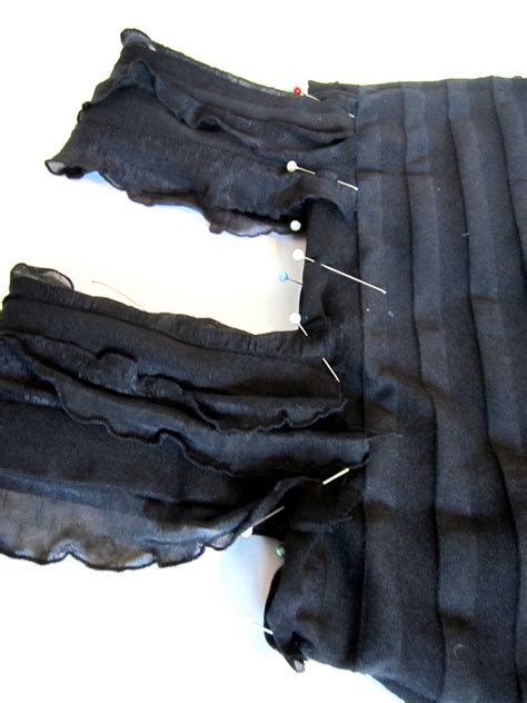 Rezultat imagine pentru Ruffle Dress Tutorial