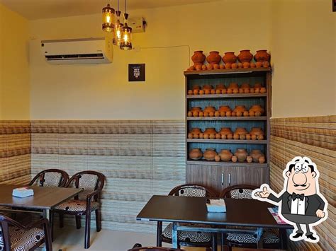 Handi-Craft Restaurant, Gurugram - Restaurant menu and reviews