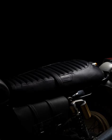 touring leather seat crafted to fit royal enfield interceptor 650 / gt ...