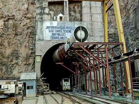 SLBC tunnel to be completed in three years: Telangana minister Komatireddy