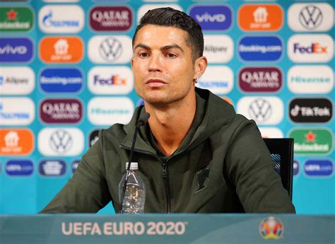 Cristiano Ronaldo Announces Death of Newborn Son