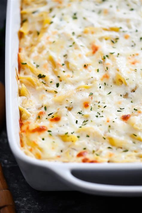 Cheesy Chicken Alfredo Bake
