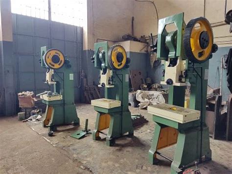 Mechanical Power Press - Semi-Automatic Mild Steel 30 Ton Mechanical ...
