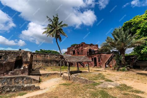 Premium Photo | Old fort Jesus in Kenyan city of Mombasa on the coast of the Indian Ocean Fort ...