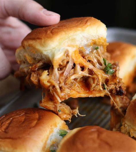 Bbq Pulled Chicken Sliders Easy Pulled BBQ Smoked Chicken Sliders