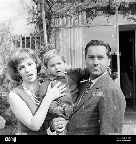 Italian movie star Gina Lollobrigida and her Yugoslav husband, refugee ...