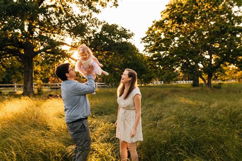 What To Bring To A Photoshoot With Kids