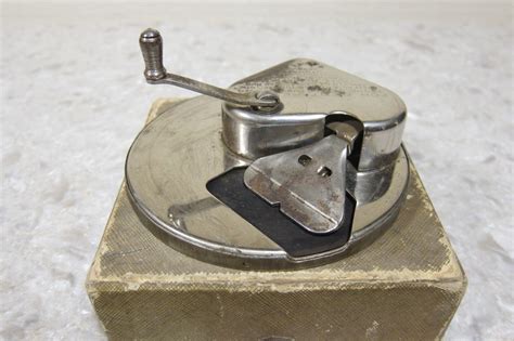 Antique Kriss Kross Razor Blade Sharpener with Box | #4622249832