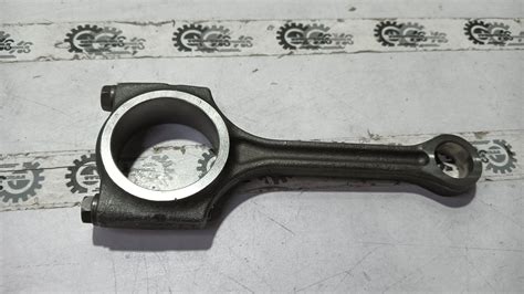 connecting road kwid 121000260R – CarTrends