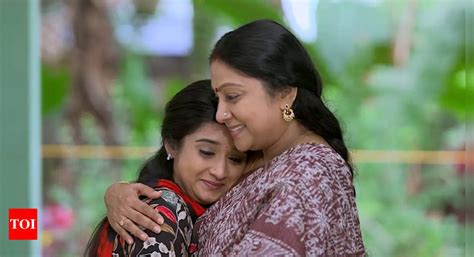 Santhwanam: Shivan and Anjali to embrace parenthood - Times of India