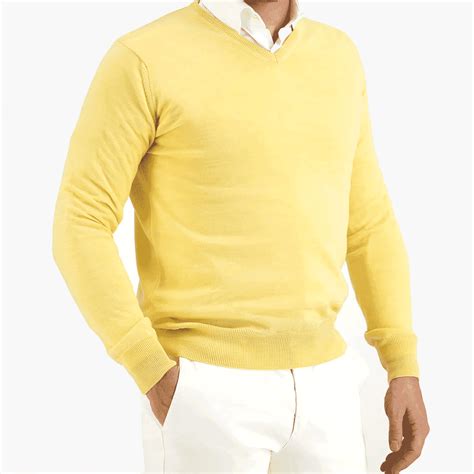 The best lightweight sweaters for men in 2026 | OPUMO Magazine