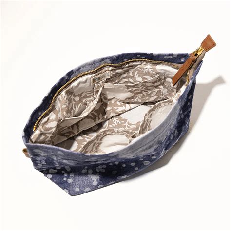 The Indian College Student’s Guide: Must-Have Pouches for Campus Life