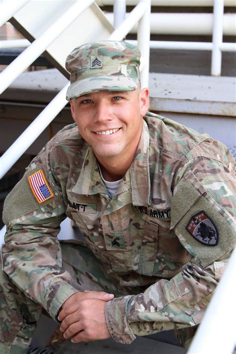 Are Army Guys Attractive at Cynthia Hewlett blog