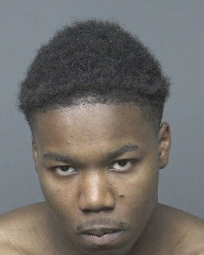 Police: 2 arrested in Dubuque armed robbery | Tri-state News ...