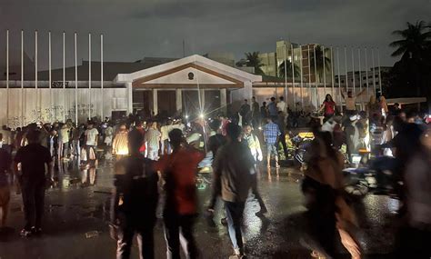 Chaos continues in Bangladesh as authorities scramble to bring law and ...