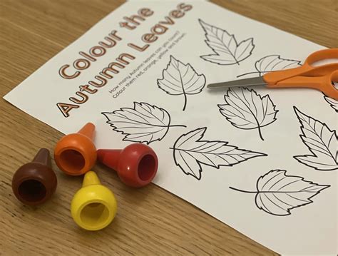 Free Autumn Printables: Autumn Leaf Coloring, Cutting and Sticking Fall Tree Craft - In The Playroom