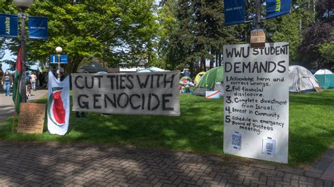 Pro-Palestine encampment forms on WWU campus - My Bellingham Now