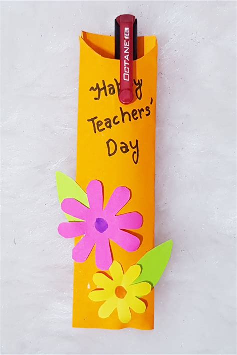 Teachers Day Gift Ideas: Handmade Card and Paper Craft Stack
