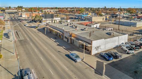 444-450 N Blackstone Ave, Fresno, CA 93701 - Retail for Sale | LoopNet