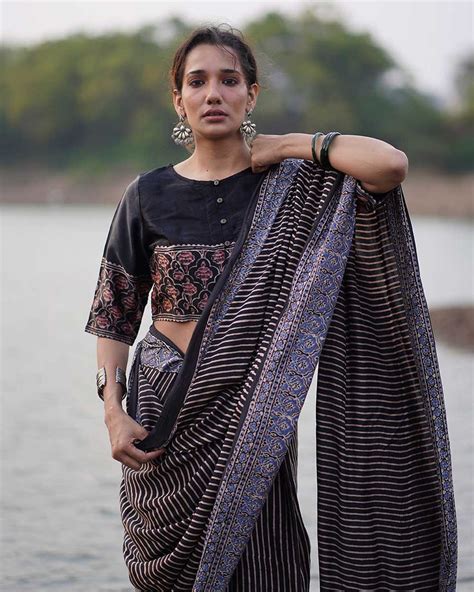 Buy Bhumika Block printed Modal Silk Saree | Silk saree women